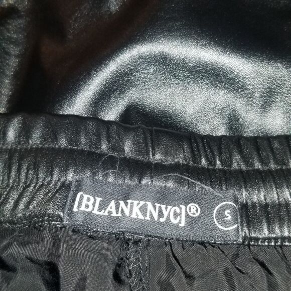 BLANKNYC Denim Faux Leather  Waist Shorts small - Picture 7 of 11